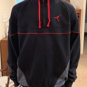 Jordan Pullover
